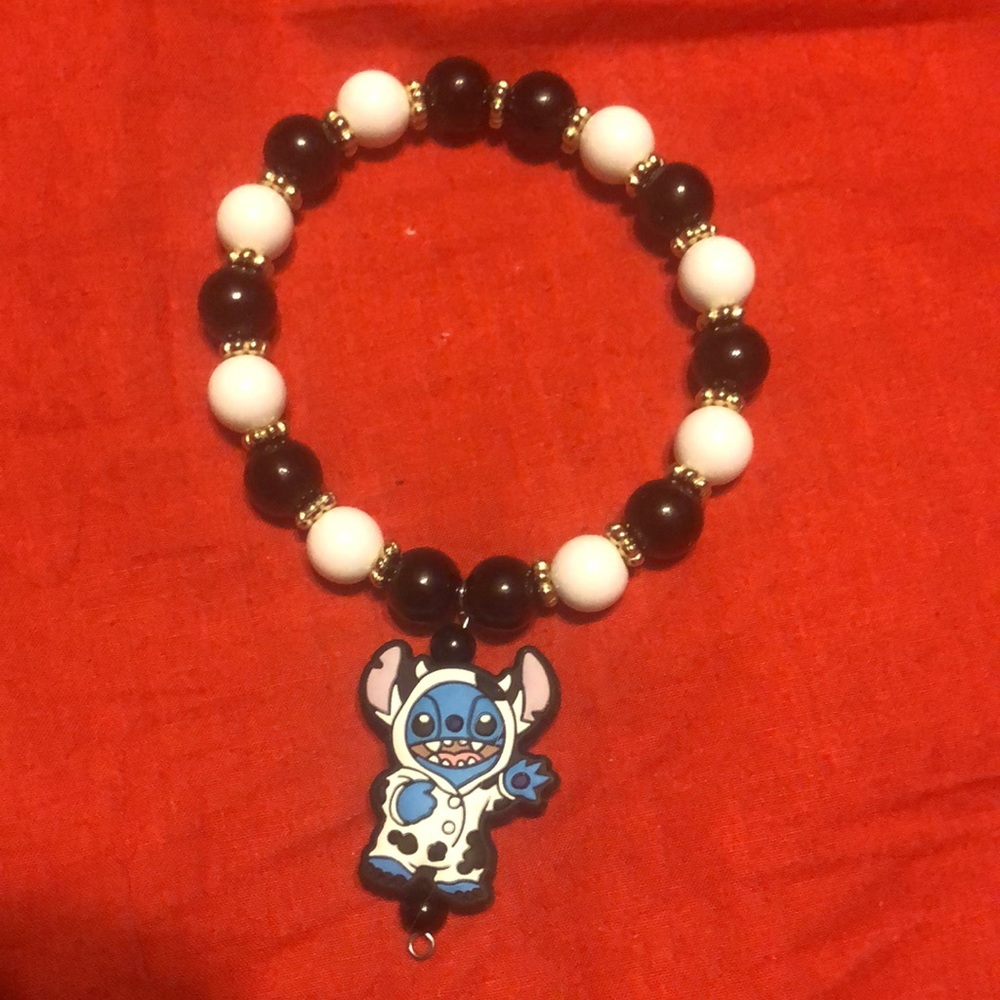 🟢 Stitch Blue Alien Stitch Cow With Costume Black And White Beaded Bracelet - Picture 8 of 11